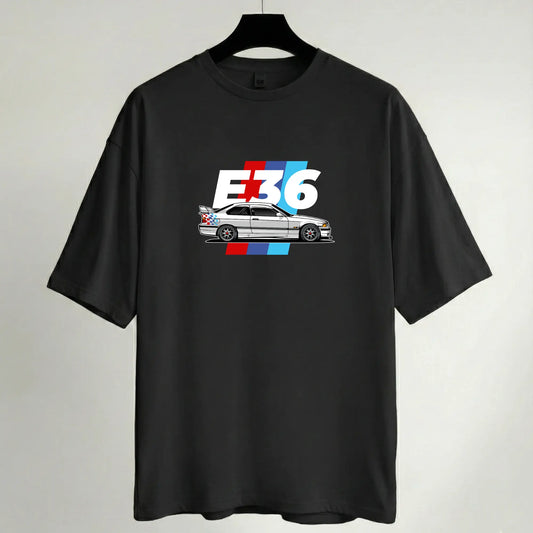 Camiseta Oversize Negra - Colección Motor: Leyendas del Asfalto Coches TAZAMAGICA
